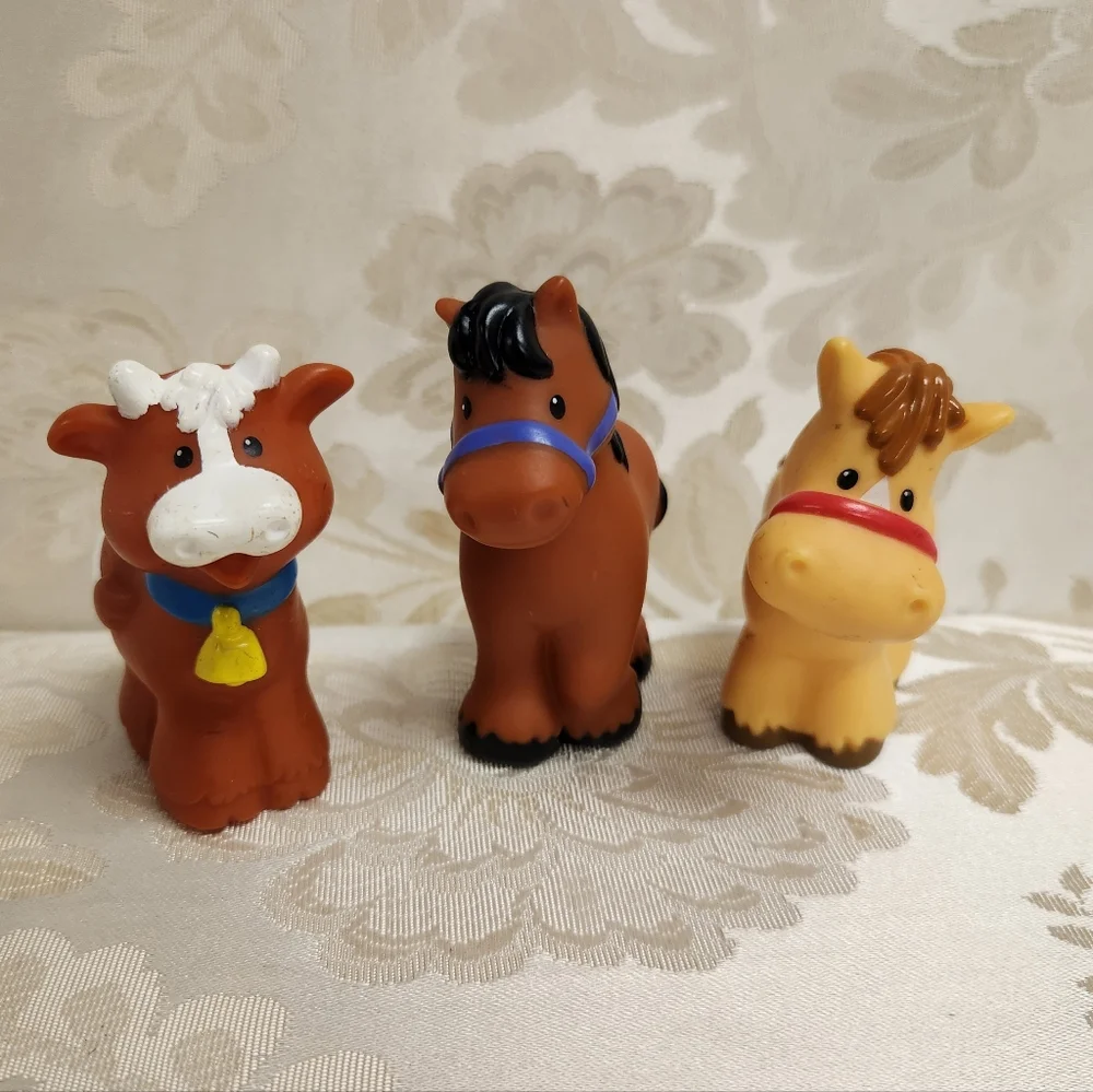 Fisher Price Little People Disney Farm Animals  Horse Cow Minnie Rapunzel Pluto